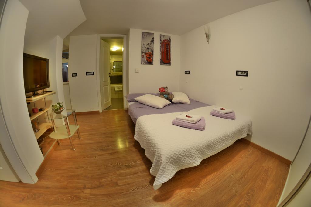 Apartment Arpa Любляна Стая снимка